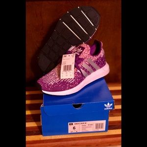 Adidas swift run women size 6 violet/purple/pink/silver NWT.